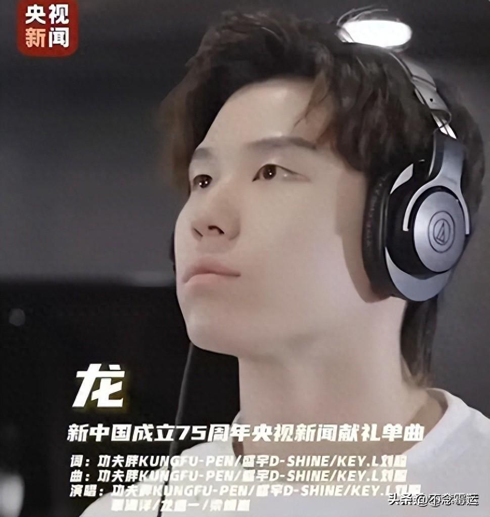 游泳男金牌_渣男游泳冠军是谁呀_游泳渣男冠军是什么意思